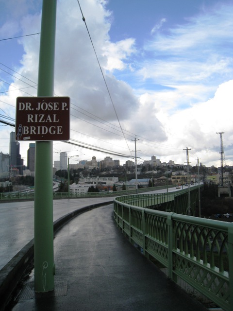 Dr. Jose Rizal bridge - linking Beacon Hill to the International District